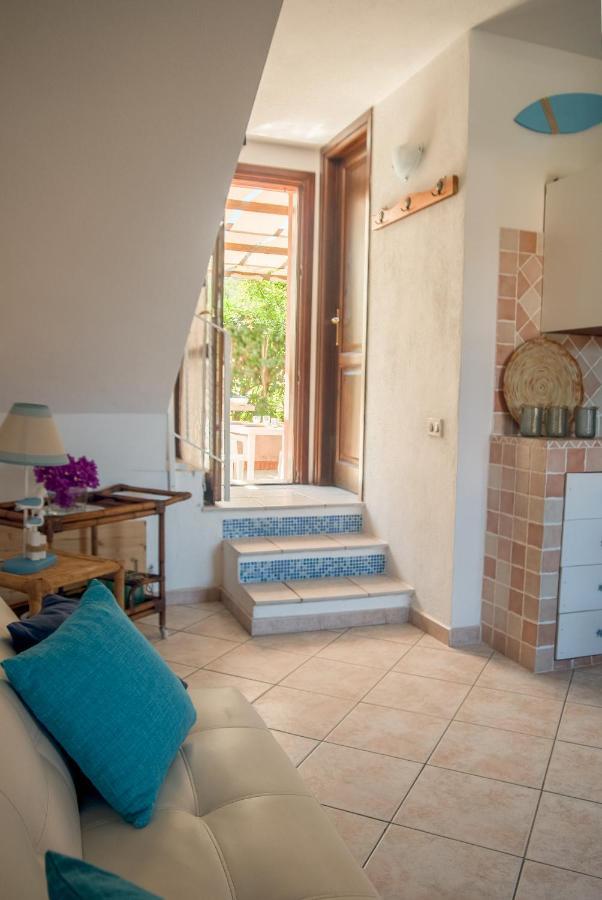 Casa Danilo Διαμέρισμα San Teodoro  Εξωτερικό φωτογραφία